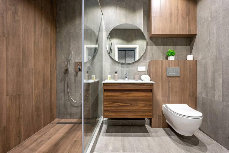 Bathroom 2, Простора квартира в Аркадіі, велике двоспальне ліжко, 5 хвилин до моря fainorent, Odes'ka