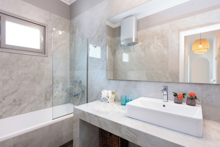Bathroom 3, Verde Olive Three-Bedroom Holiday Home by Konnect, Ionian Islands