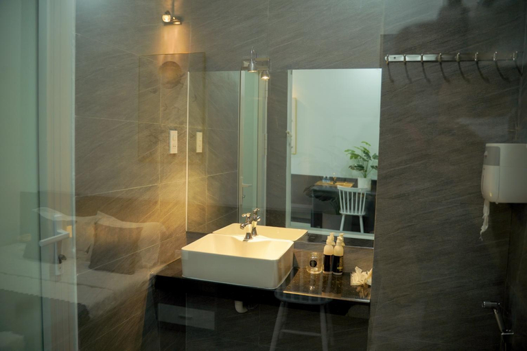 Bathroom 3