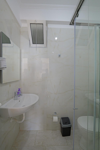 Others 2, Eduard Lagji Apartament, Sarandës