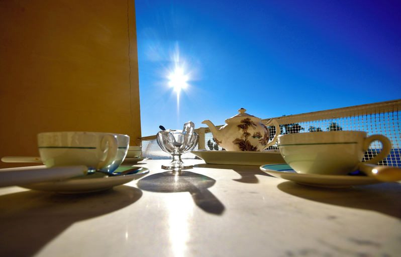 Food & Drinks 5, Panorama Apartment in Ospedaletti by Wonderful Italy, Imperia