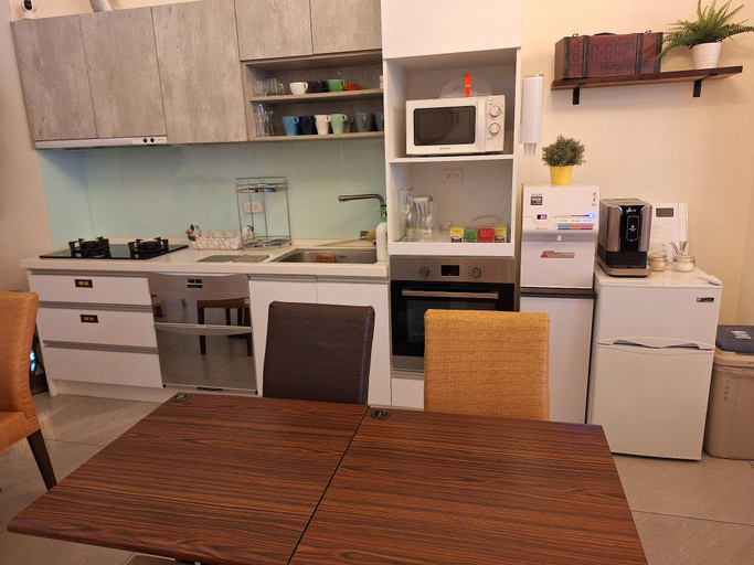 Others 5, Summer Time Homestay, Chiayi City