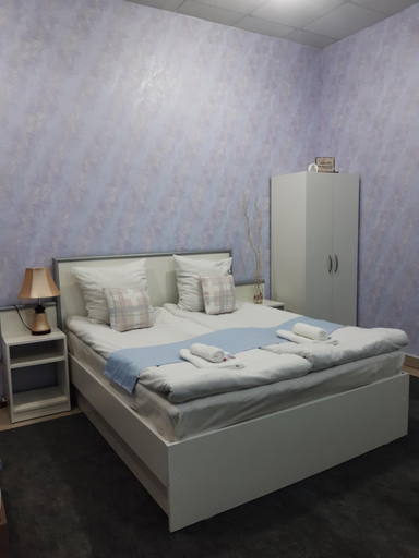 Others 5, Lind Hotel and Guest House