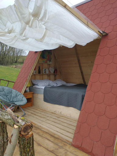 Others 4, Domki bungalowe nr 1, Kłodzko