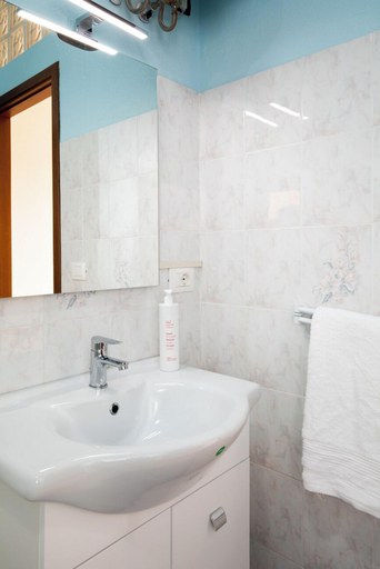 Bathroom 3, Casa Bata by Wonderful Italy, Nuoro