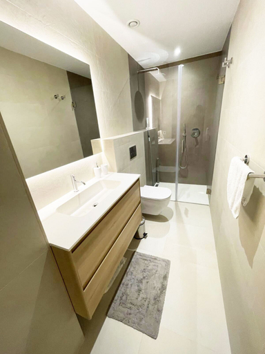 Bathroom, Apartamento LaViu 2Dormitorios by Croma, Málaga