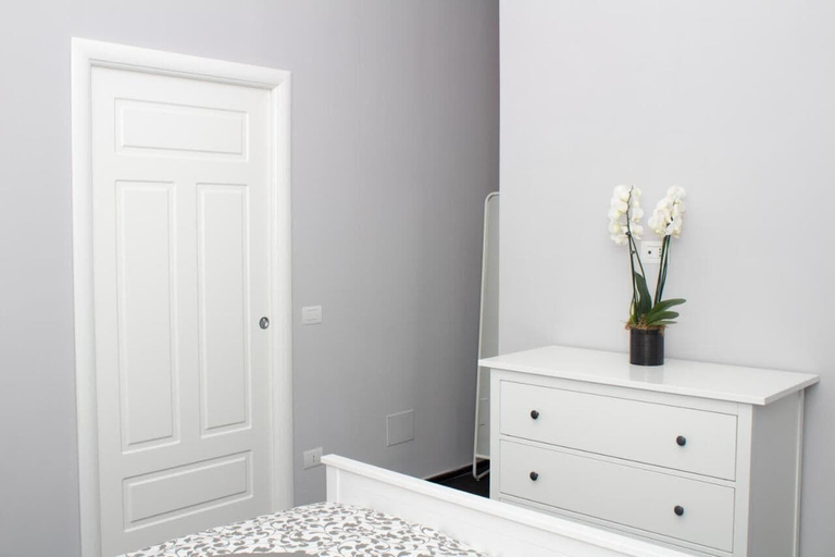 Bedroom 3, Residenza Spinelli, Napoli