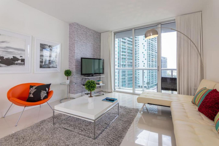 Bedroom 1, Deluxe Brickell Suite w pool gym City views, Miami-Dade