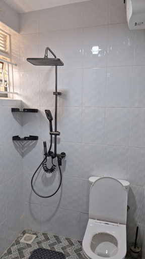 Bathroom 4, Oreville Apartments Namugongo Seeta Rd, Mukono