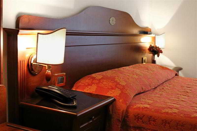 Bedroom 13