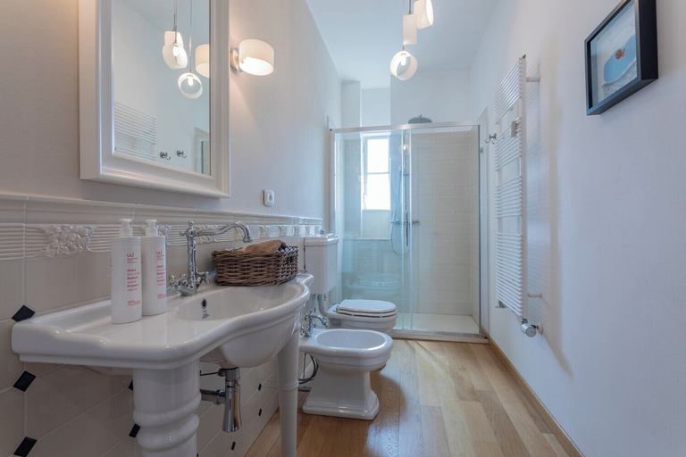 Bathroom 4, La Casa dei Viaggiatori by Wonderful Italy, Torino