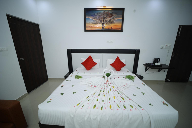 Others 4, THE PARADISE HOTEL, Gorakhpur
