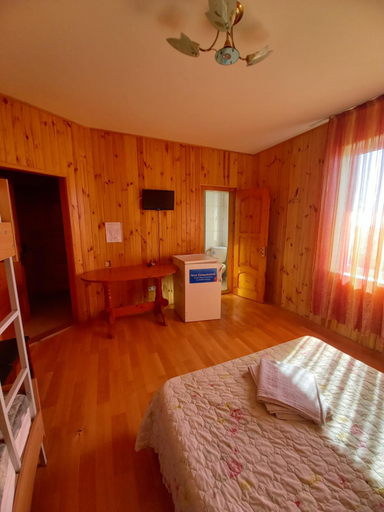 Bedroom 3, Бирюза, Ovidiopol's'kyi