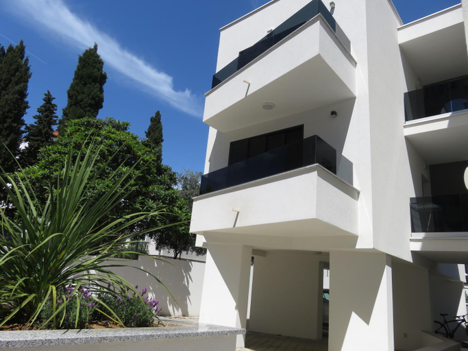 Others 4, Maboka Studio, Zadar