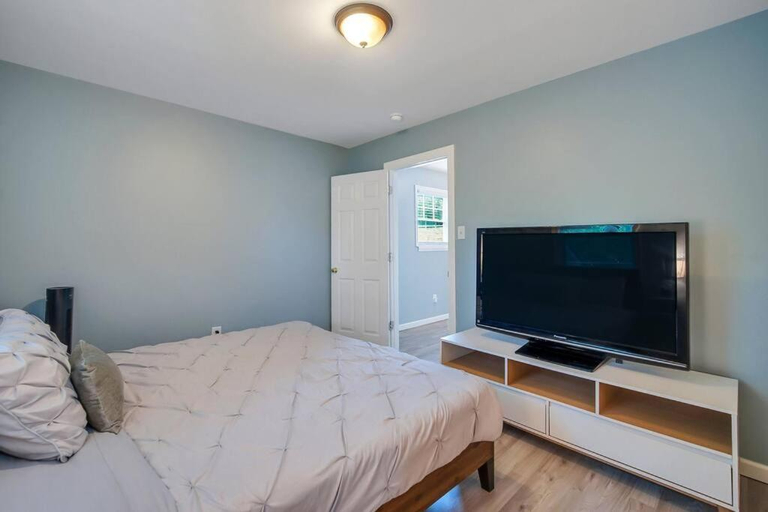 Bedroom 14