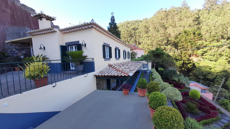 Exterior view, Quintinha da Romana, Câmara de Lobos