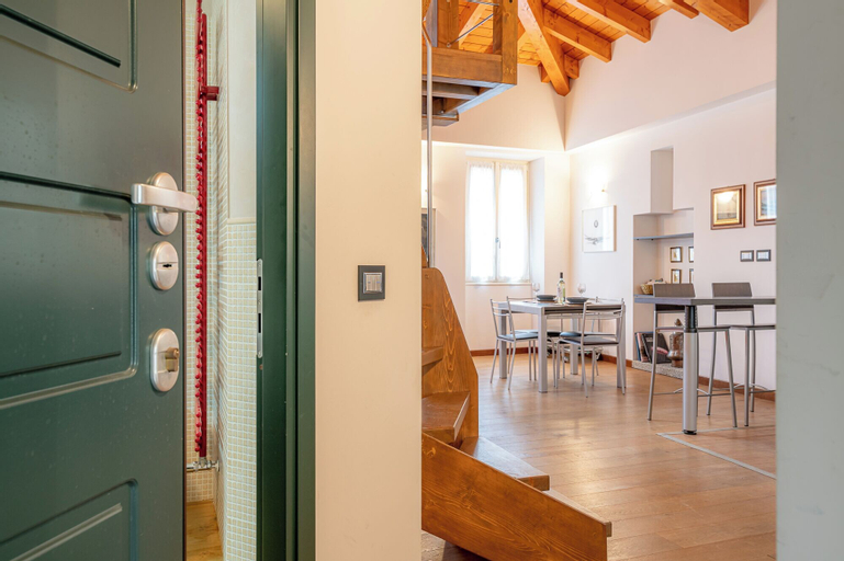 Casa Roncati by Wonderful Italy, Como