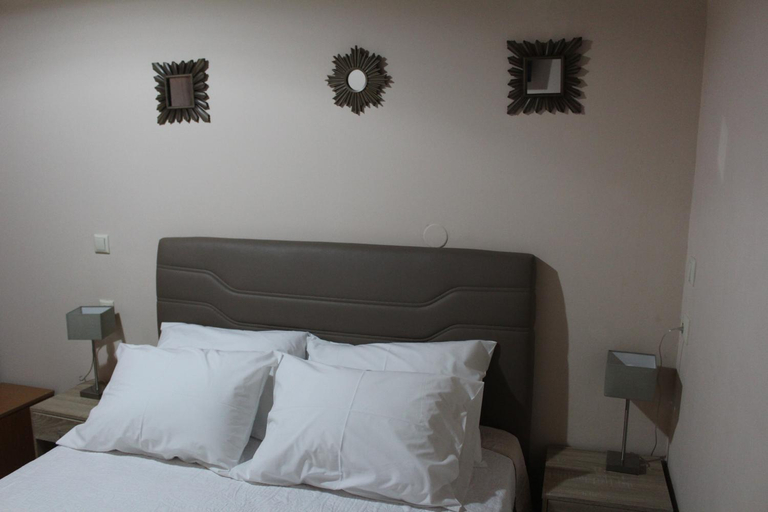 Others 4, My Rooms, Crete