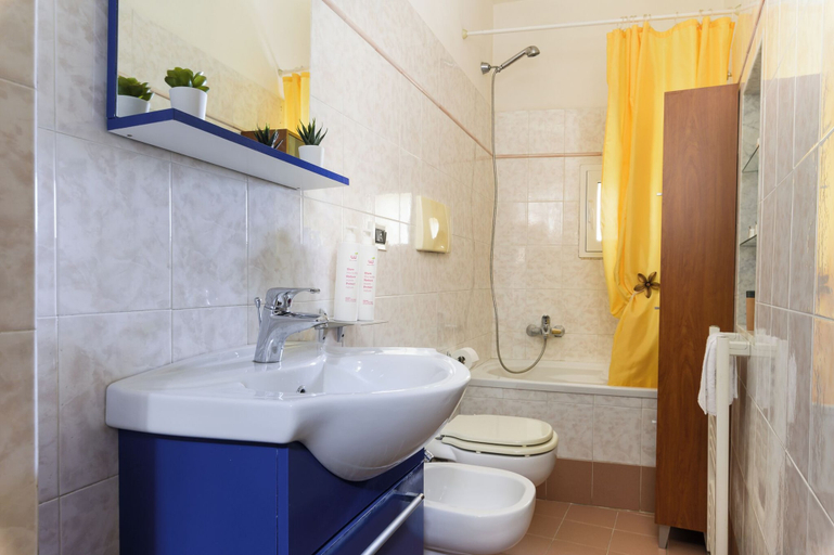 Bathroom, Terrazza Aragonese by Wonderful Italy, Brindisi