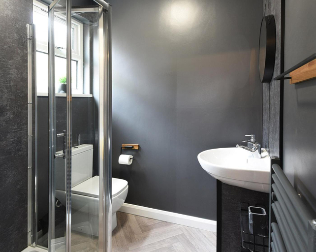 Bathroom, Anam Cara House - Guest Accommodation close to Queen's University, Belfast