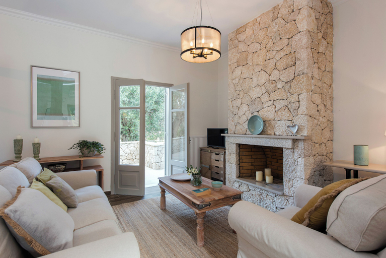 Others 5, Verde Olive Three-Bedroom Holiday Home by Konnect, Ionian Islands