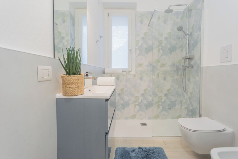 Bathroom 4, We Lake Como by Rent all Como, Como
