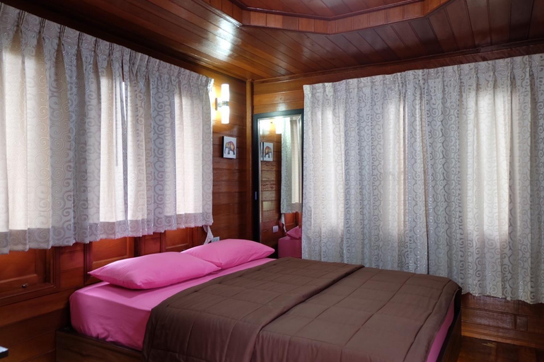 Bedroom 9