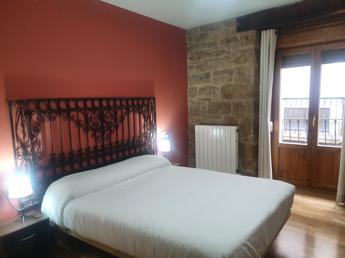 Others 5, Hostal Rural 18 de Abril, Navarra