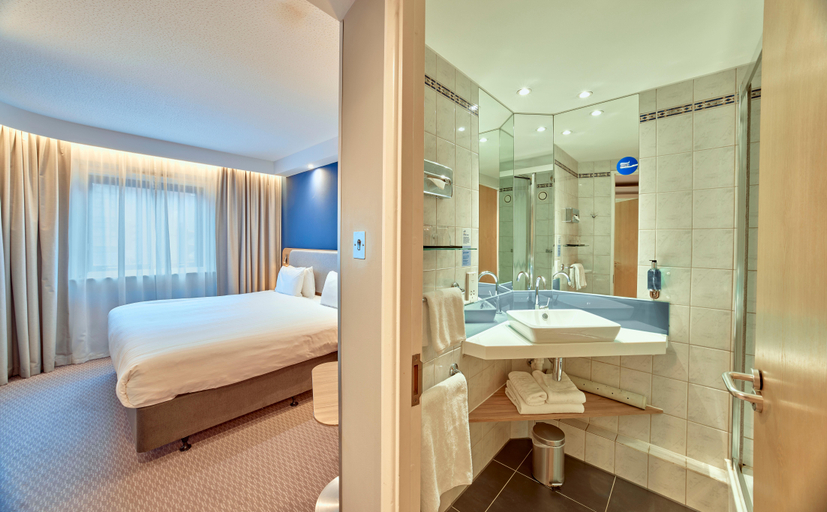Bedroom 10