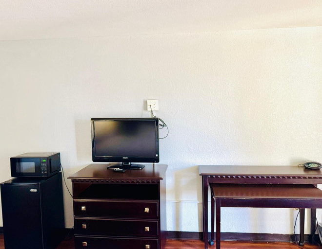 Others 4, VIP INN AND SUITES, Lamar