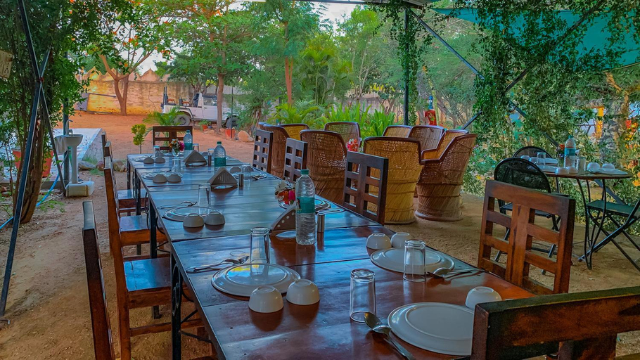 Food & Drinks, Jawai Dam Stay, Pali