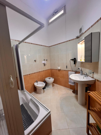 Bathroom 2, Birgi House Stagnone, Trapani