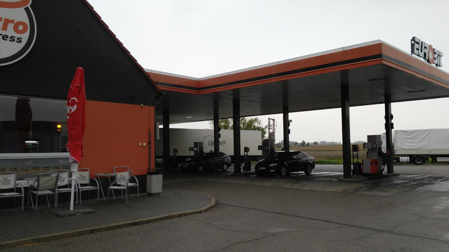 Others 4, Bed & Parking Eurobit, Břeclav