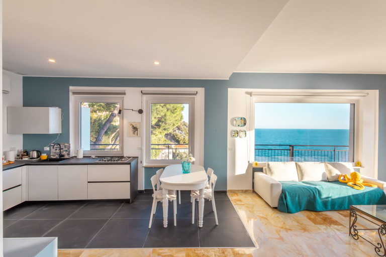 Others 5, Sky & Sea Apartment by Wonderful Italy, Imperia