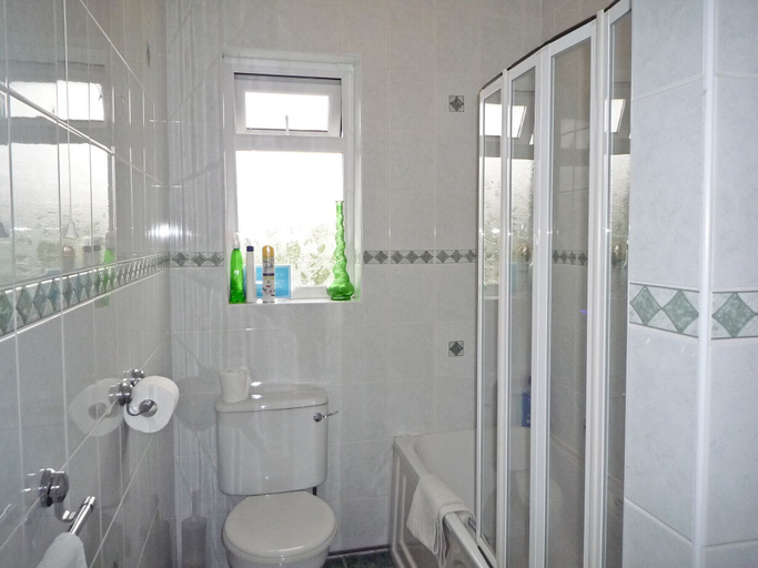 Bathroom 3, Mountain View Holiday Home