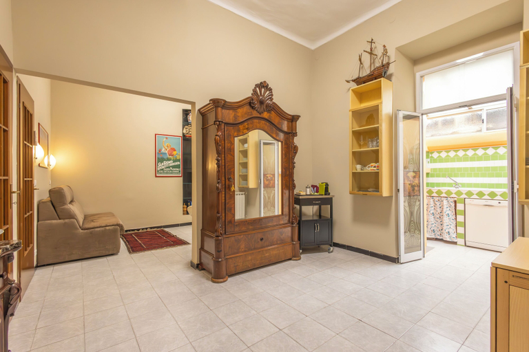 De Angelis Central House, Imperia