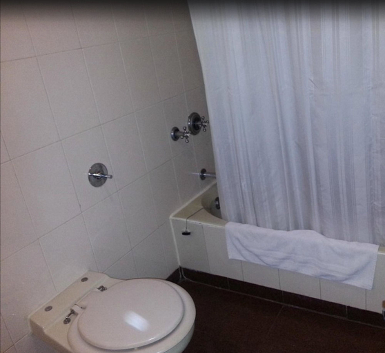 Bedroom 4, Radha Regent, Chennai