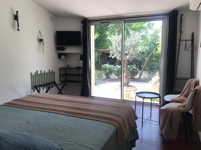 Others 5, La Maison 1440, Vaucluse