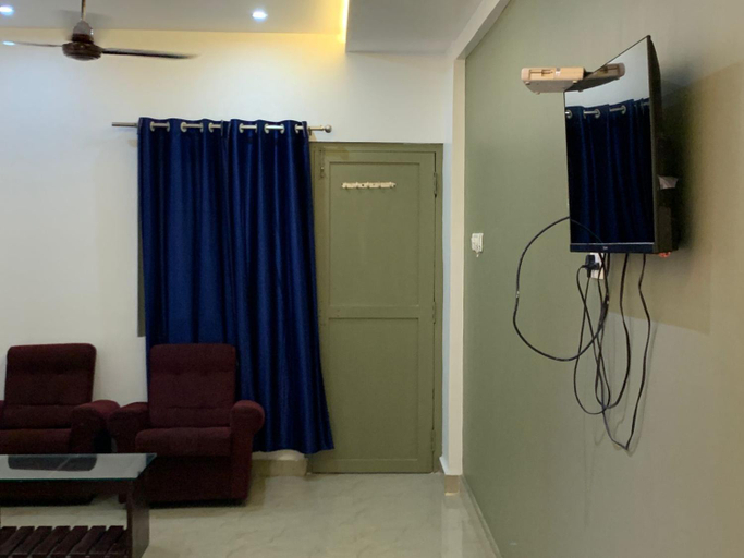 Others 3, FAAZ Residency, Kozhikode