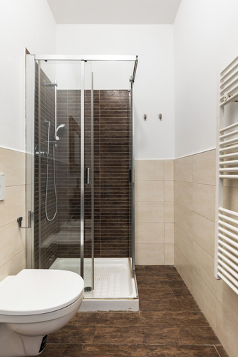 Bathroom 2, Largo Molina Studio III by Wonderful Italy, Bologna