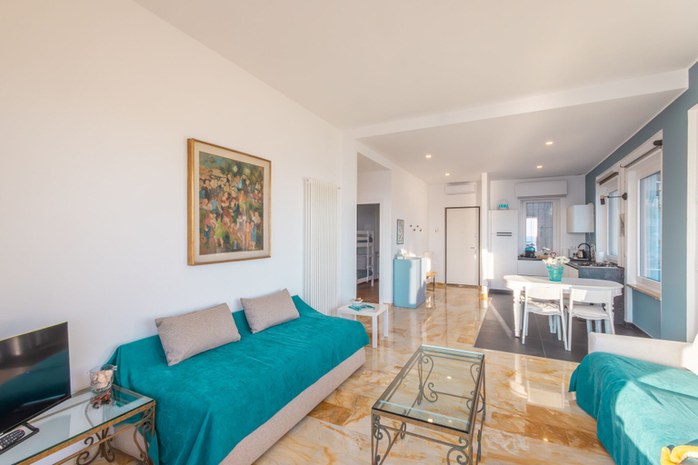 Bedroom 3, Sky & Sea Apartment by Wonderful Italy, Imperia