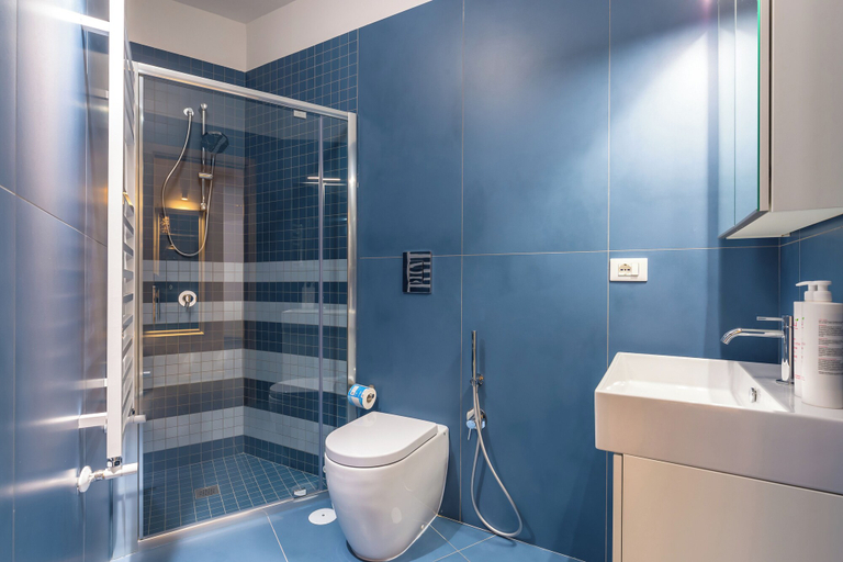 Bathroom 4, Art Apartment at Sanità, Napoli