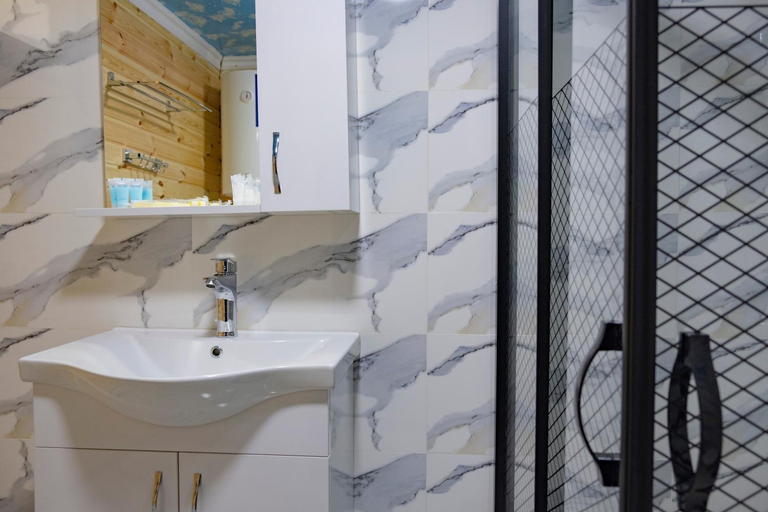 Bathroom 3, SkyDoor_ცისკარი, Kobuleti