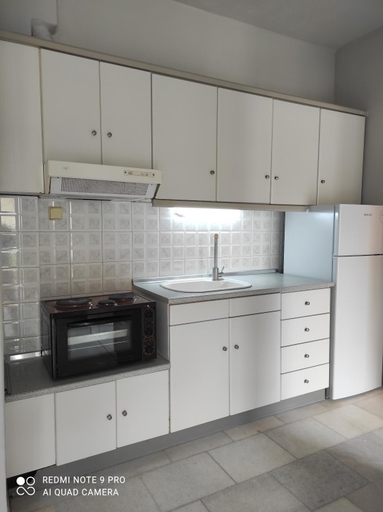 Others 4, Iris House, Central Macedonia