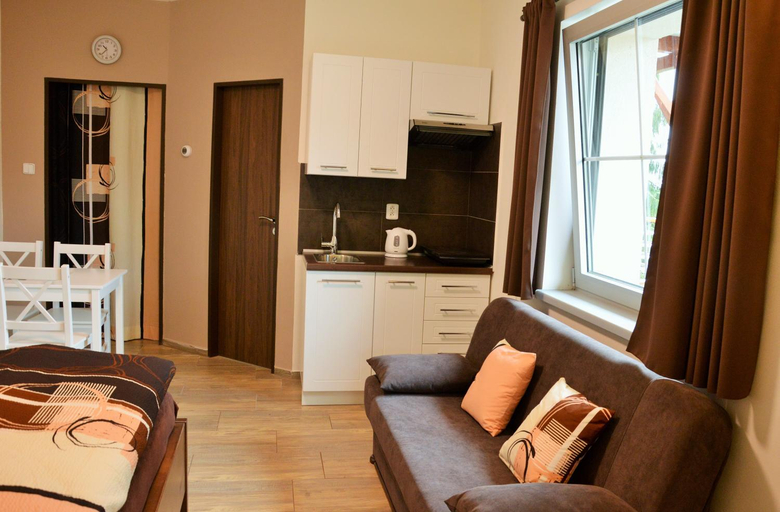 Others 5, Apartmany Polevsko, Děčín