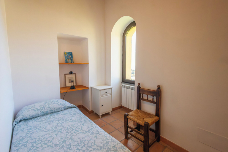 Bedroom 3, Traditional Ligurian House, Imperia
