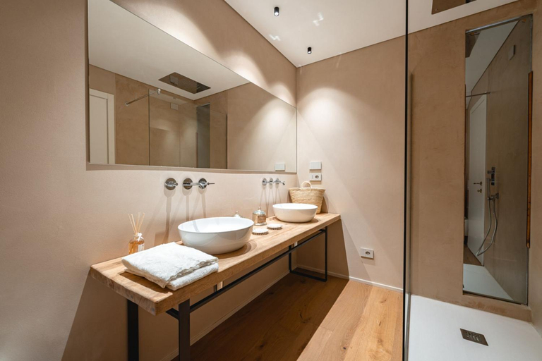 Bathroom 9