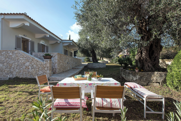 Others 4, Verde Olive Three-Bedroom Holiday Home by Konnect, Ionian Islands