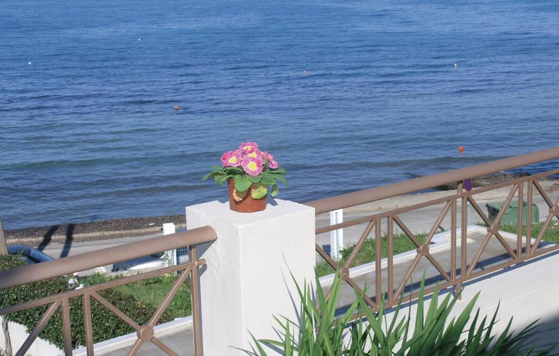 Others 2, Villa Markos, West Greece