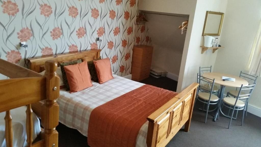 Bedroom 2, The Sands Hotel, Blackpool